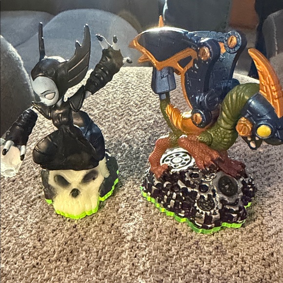 2 Skylanders Spyro’s Adventure video game franchise Hex and Dino-Rang - Picture 8 of 8
